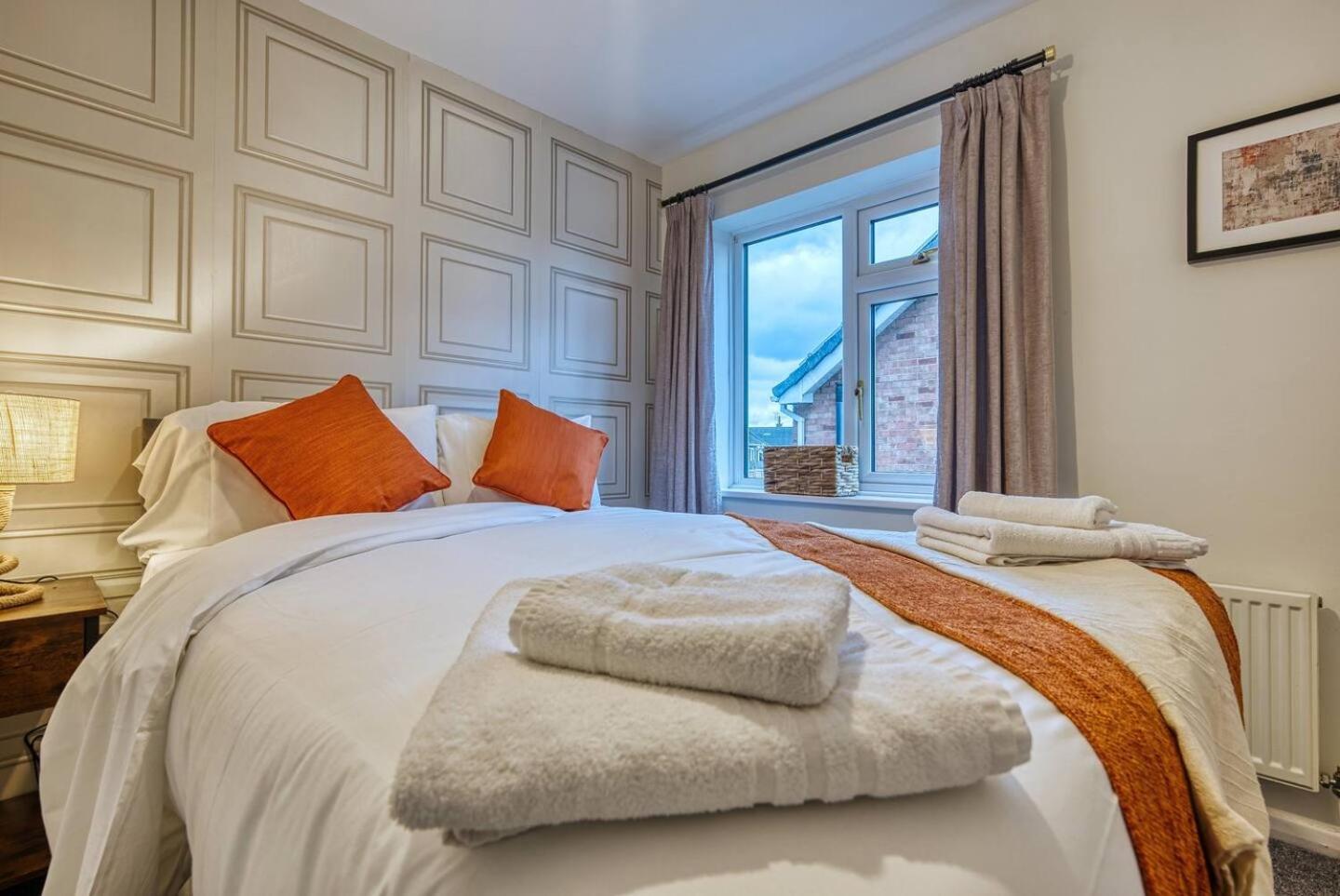 Dudley-5 Beds-Contractors-Parking-Long Stay! Exterior foto